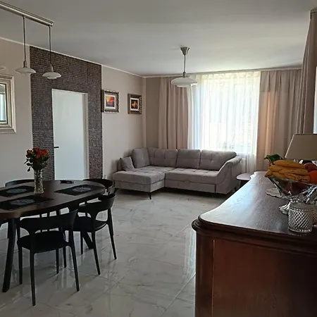 Dom Do Wynajecia- I Weekendy Holiday home